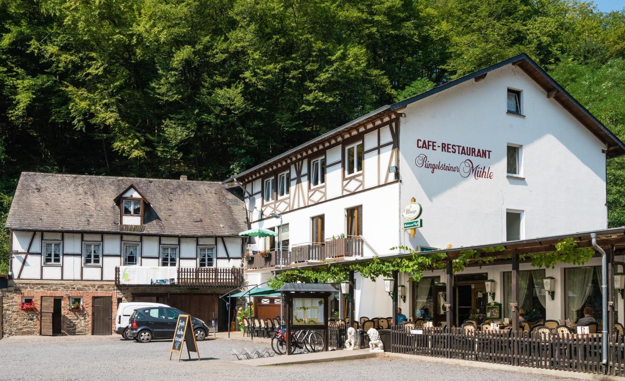 Landhotel Ringelsteiner Muehle Moselkern Exterior photo